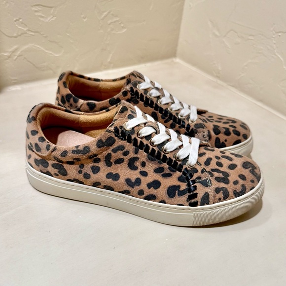 NWOT Jack Rogers Suede Leather Leopard Sneakers - Picture 1 of 6